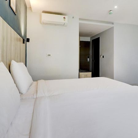 Super Sleek Townhouse Galexia Hotel And Resorts Бангалор Экстерьер фото