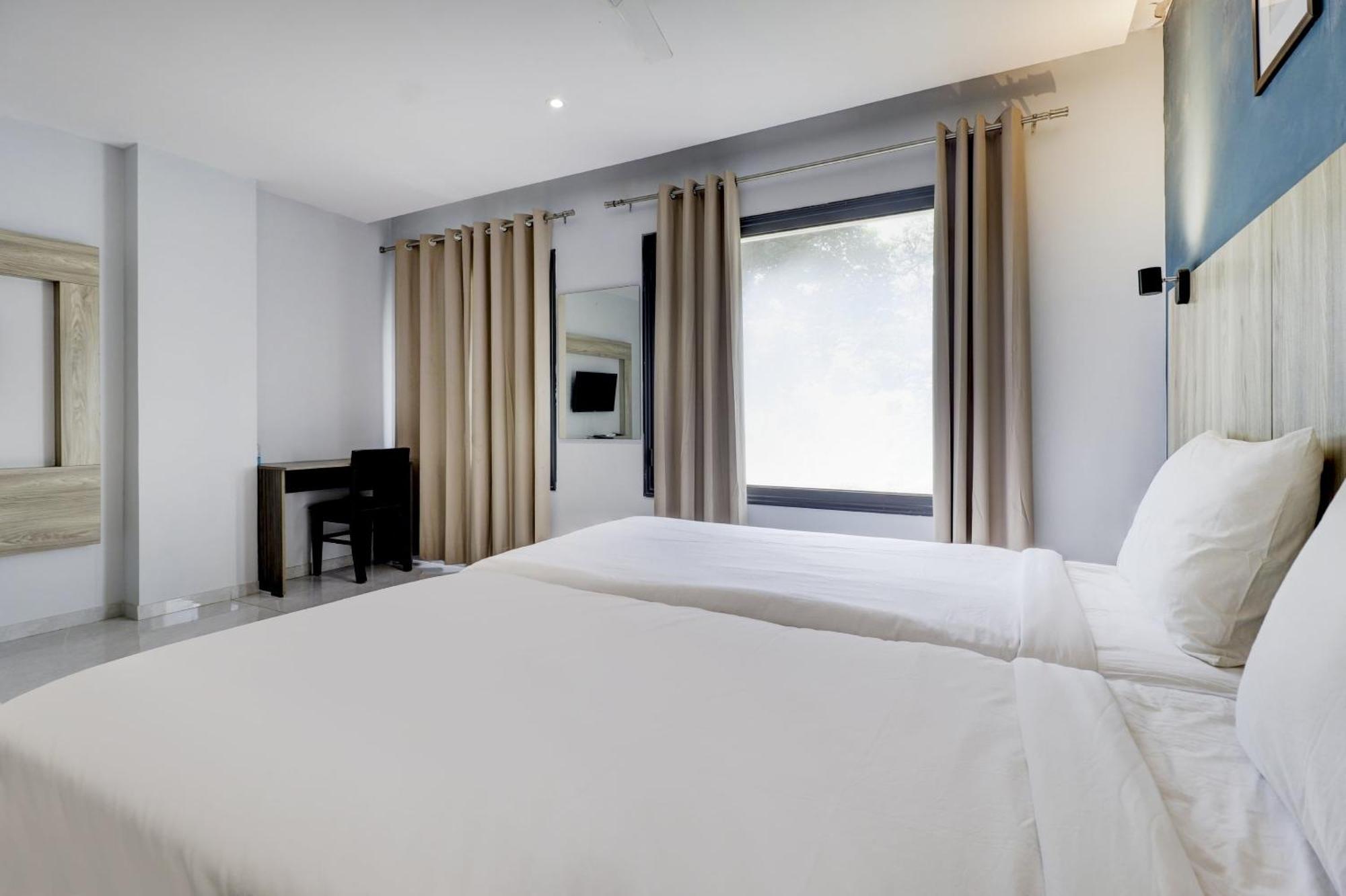 Super Sleek Townhouse Galexia Hotel And Resorts Бангалор Экстерьер фото